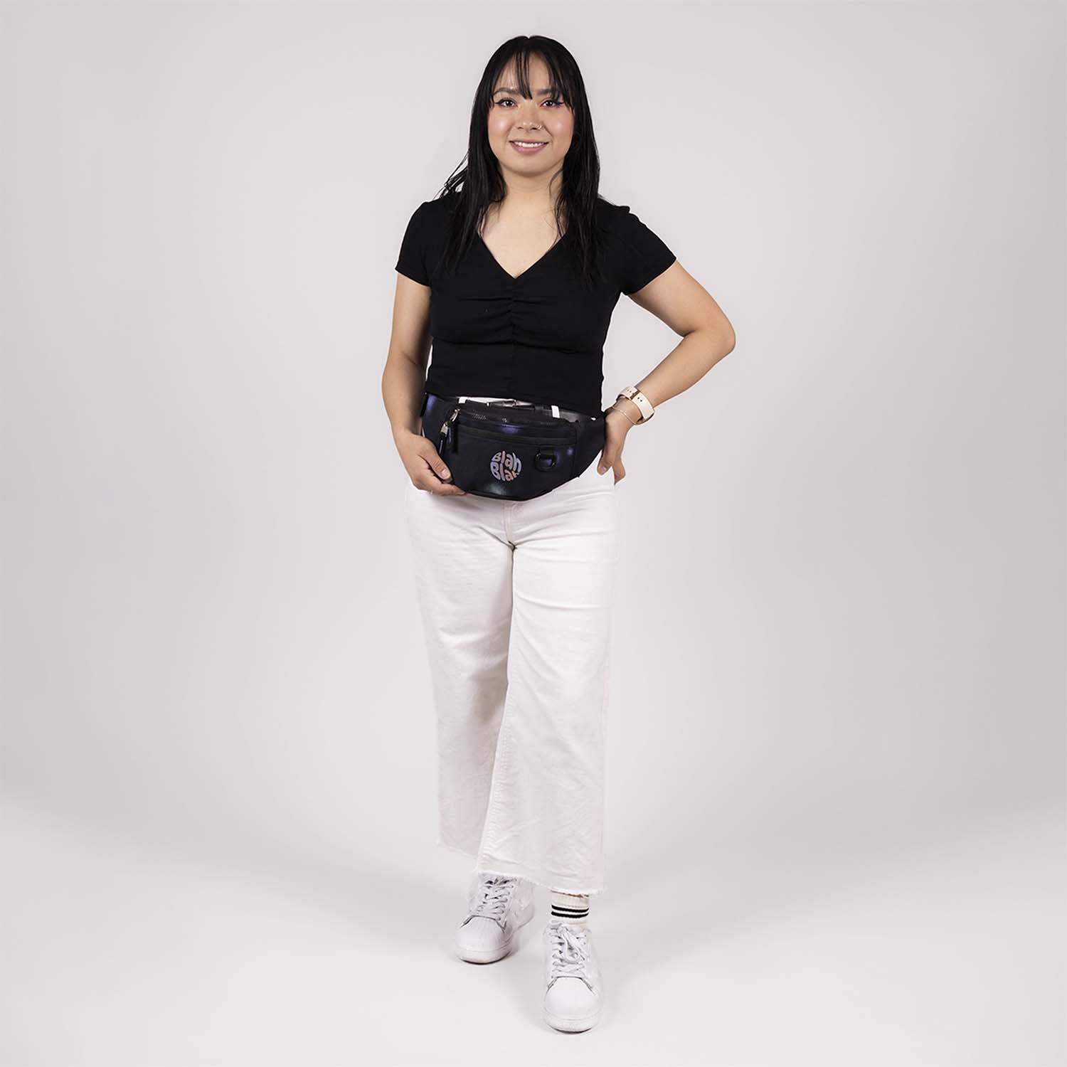 Cangurera 1818 by Chenson en Negro para Dama - Estilo y Funcionalidad - vista 2