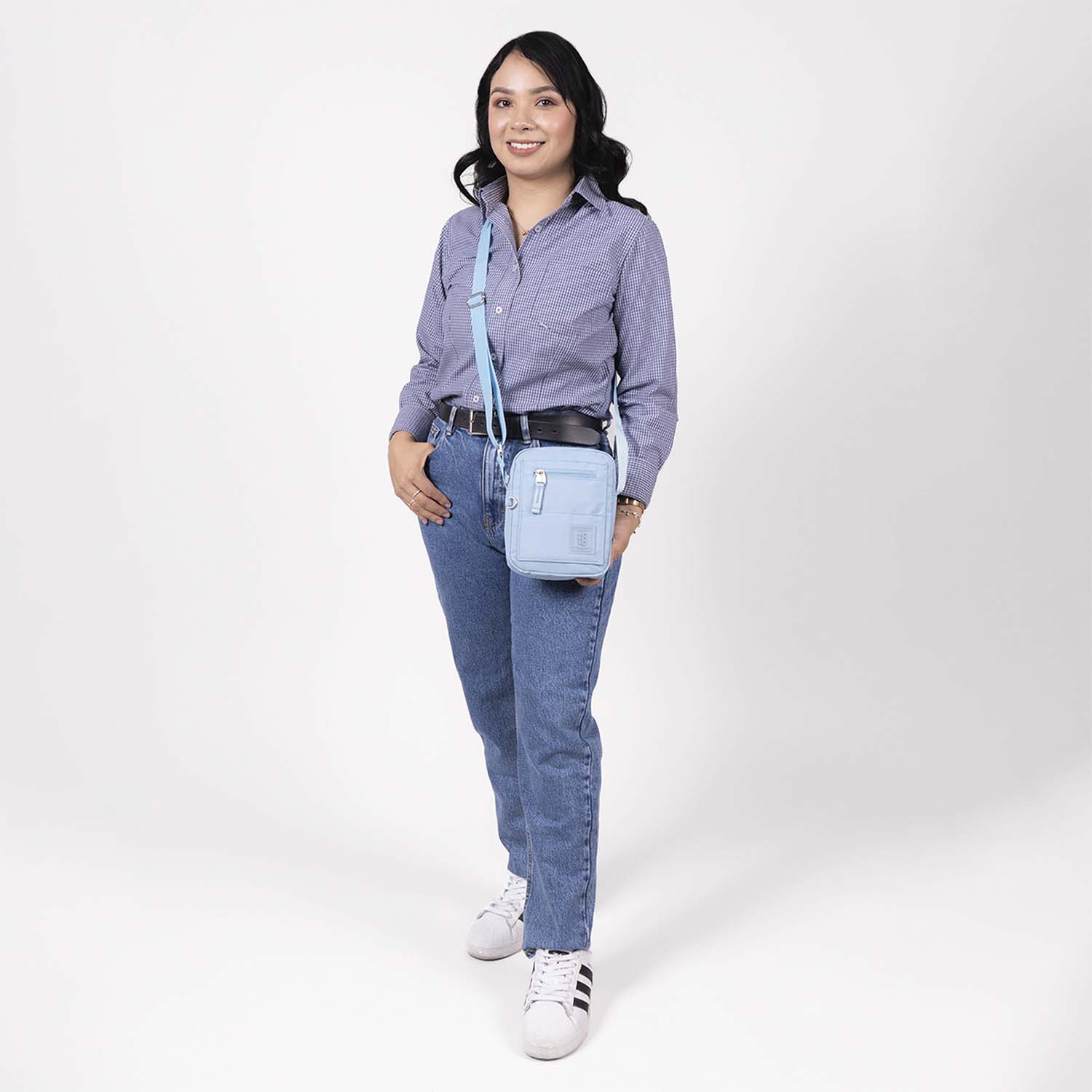 Bolsa de Lado juvenil 1818 by Chenson azul con múltiples bolsillos - vista 2