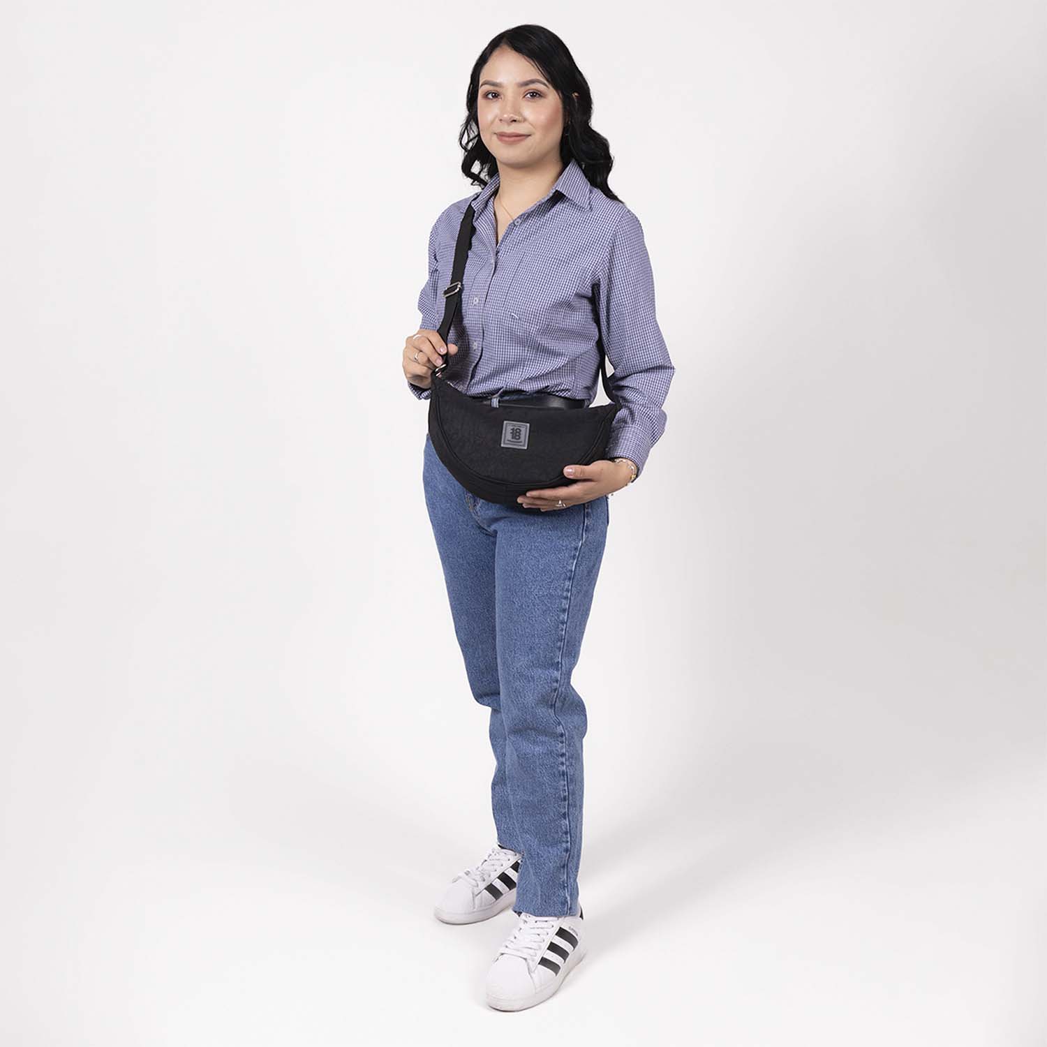 Bolsa de Lado juvenil 1818 by Chenson Negra con amplio compartimiento - vista 2