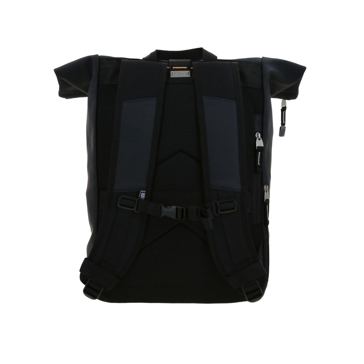 Mochila escolar juvenil 1818 by Chenson color negro con compartimentos 4