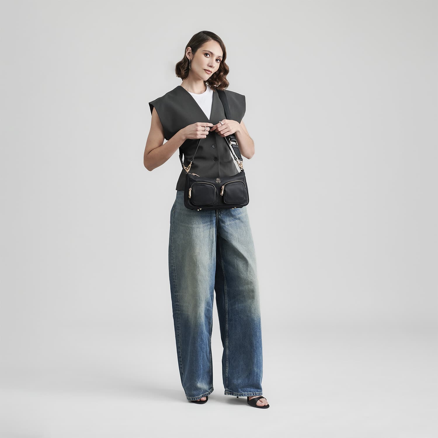 Bolsa de Mano para Dama Barbie by Chenson en Negro - Estilo y Funcionalidad - vista 2