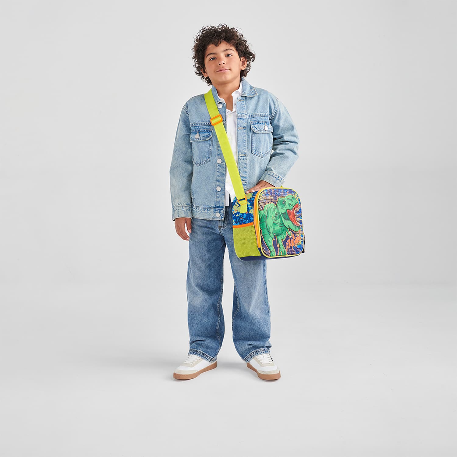 Lonchera Escolar Térmica Chenson Original Azul con Diseño Práctico - vista 2