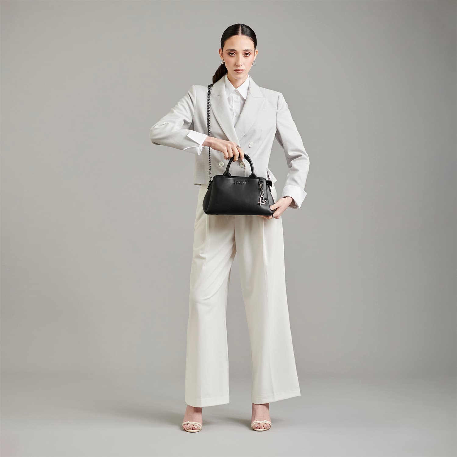 Bolsa de Mano para Dama Gorétt by Chenson Negra con Compartimentos - vista 2