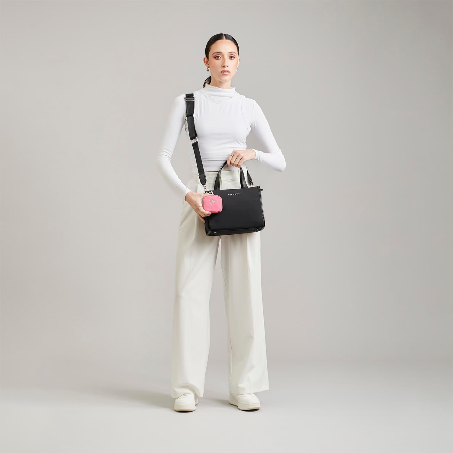 Bolsa de Mano para Dama Gorétt by Chenson Negra - Estilo y Funcionalidad - vista 2