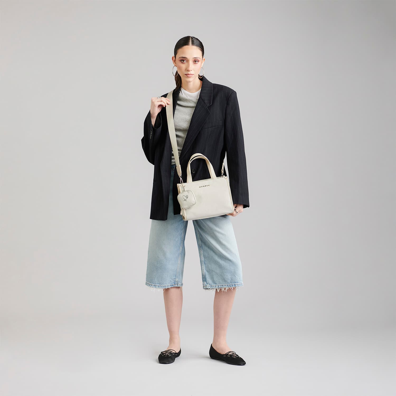 Bolsa de Mano para Dama Gorétt by Chenson Beige Estilo y Funcionalidad - vista 2