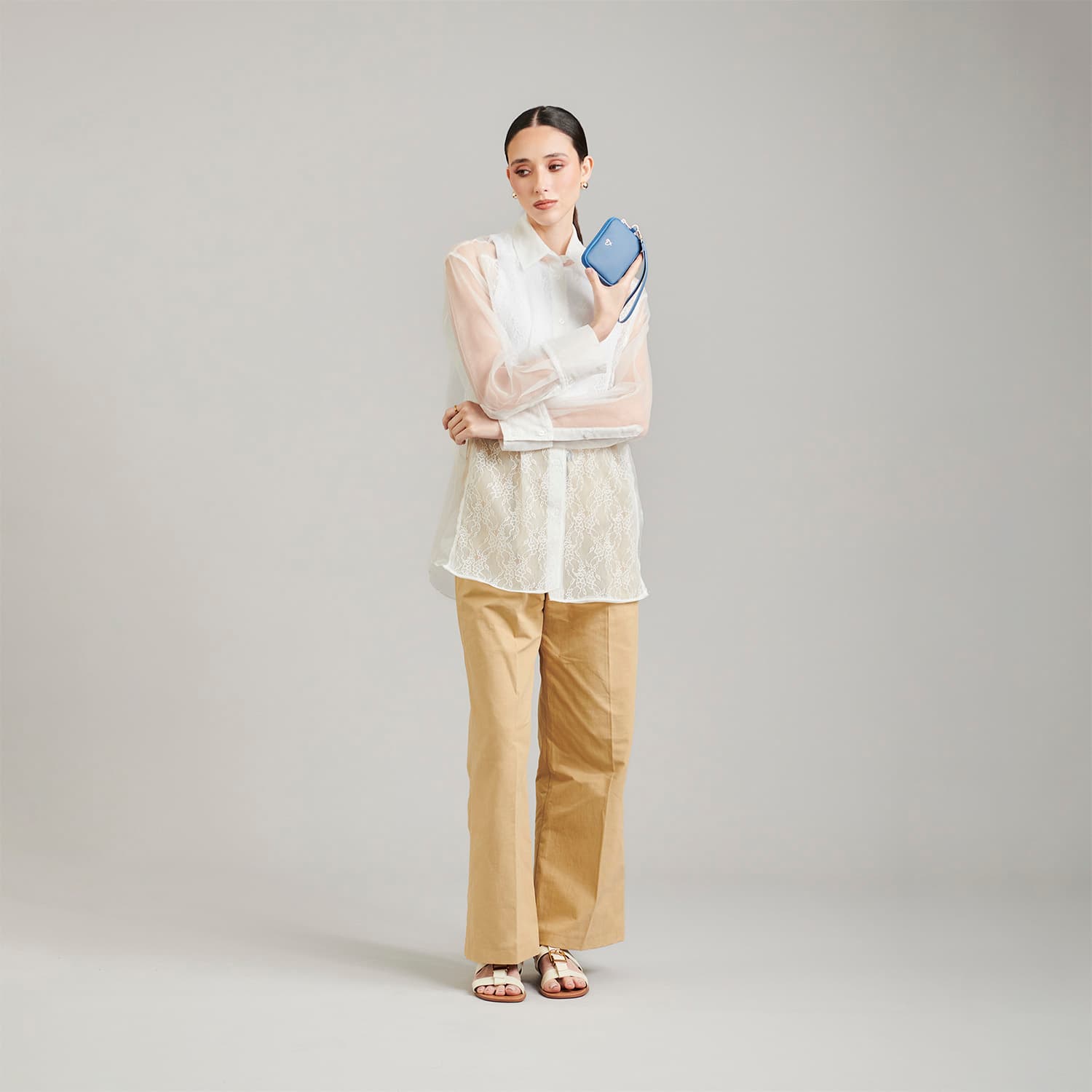 Bolsa de Mano para Dama Gorétt by Chenson Azul Estilo y Funcionalidad - vista 2