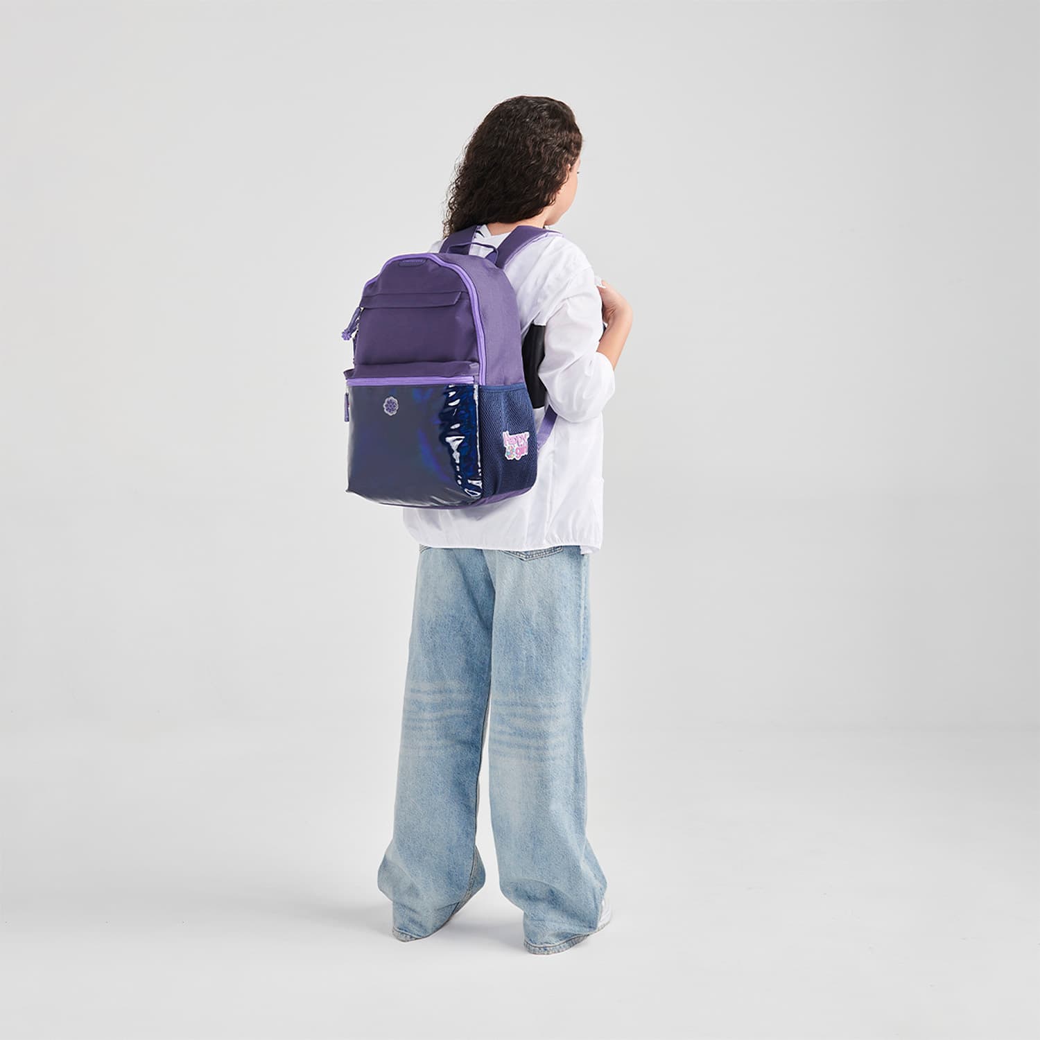 Mochila escolar para niña Happy Girl by Chenson color uva - Diversión y seguridad - vista 2