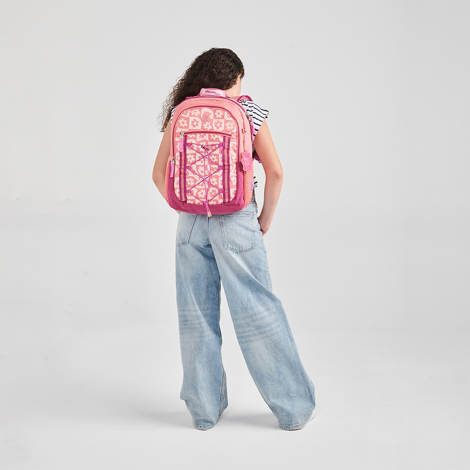 Mochila escolar para niña Happy Girl fucsia con compartimentos amplios - vista 2