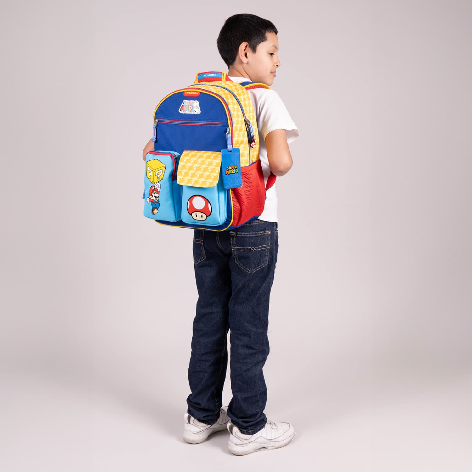 Mochila escolar para niño Mario Bros by Chenson color azul divertida - vista 2