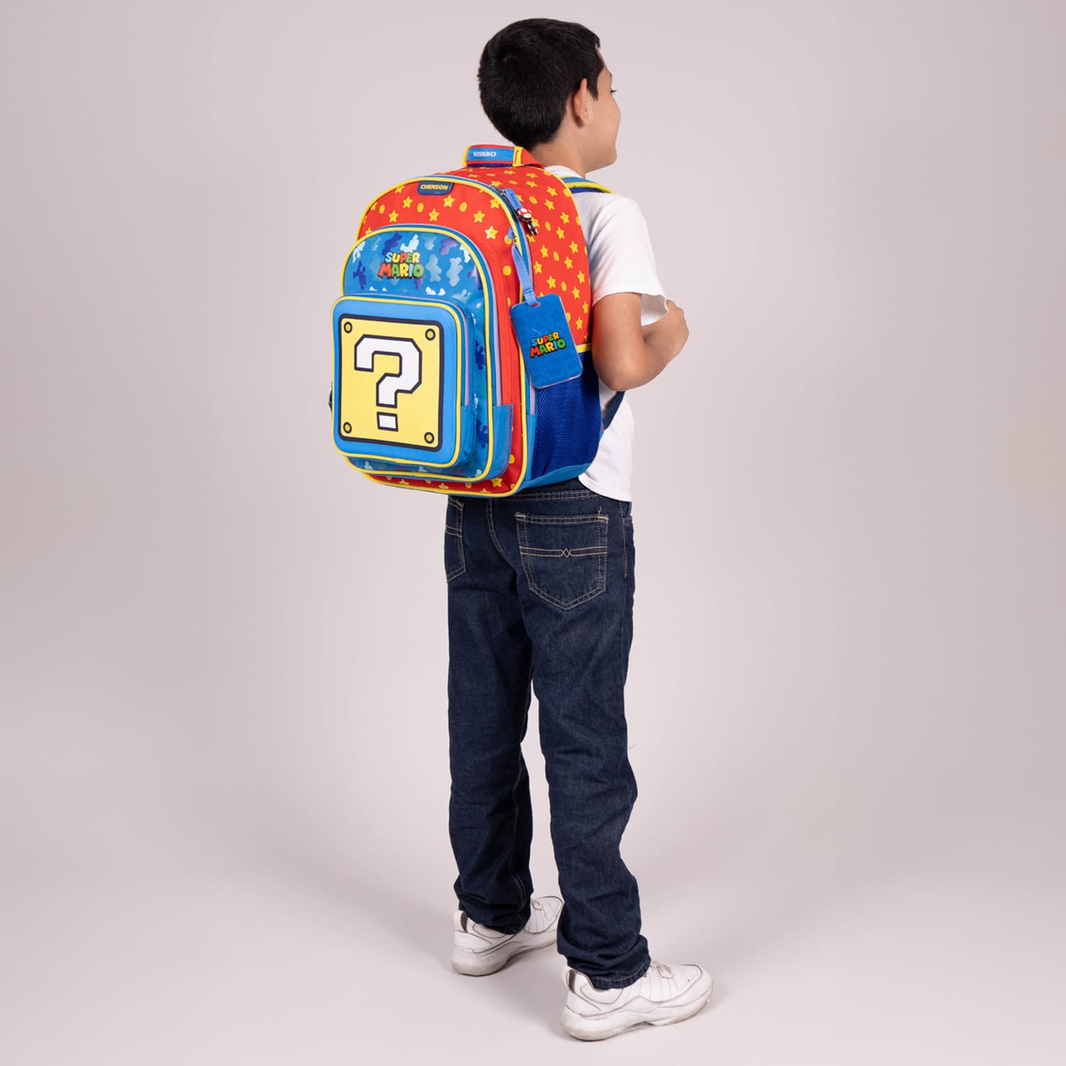 Mochila escolar para niño Mario Bros by Chenson color azul divertida y segura - vista 2