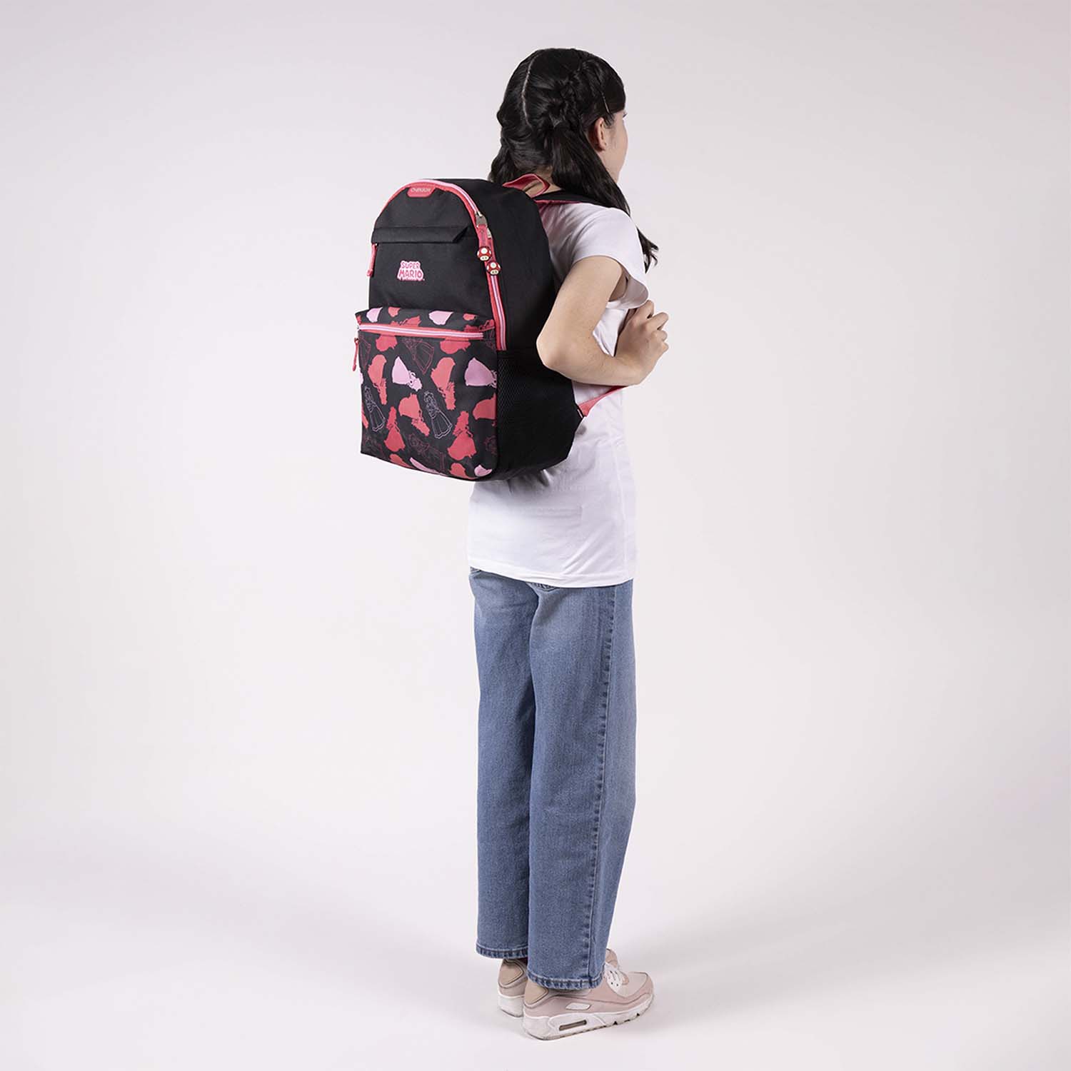Mochila escolar para niña Mario Bros by Chenson negra - Diversión y durabilidad - vista 2