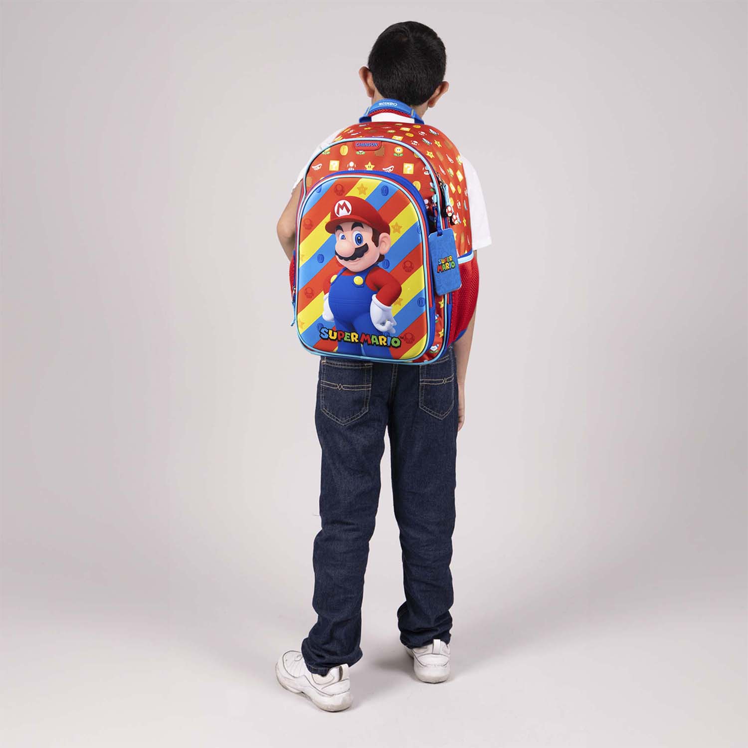 Mochila escolar para niño Mario Bros by Chenson color rojo divertida y segura - vista 2