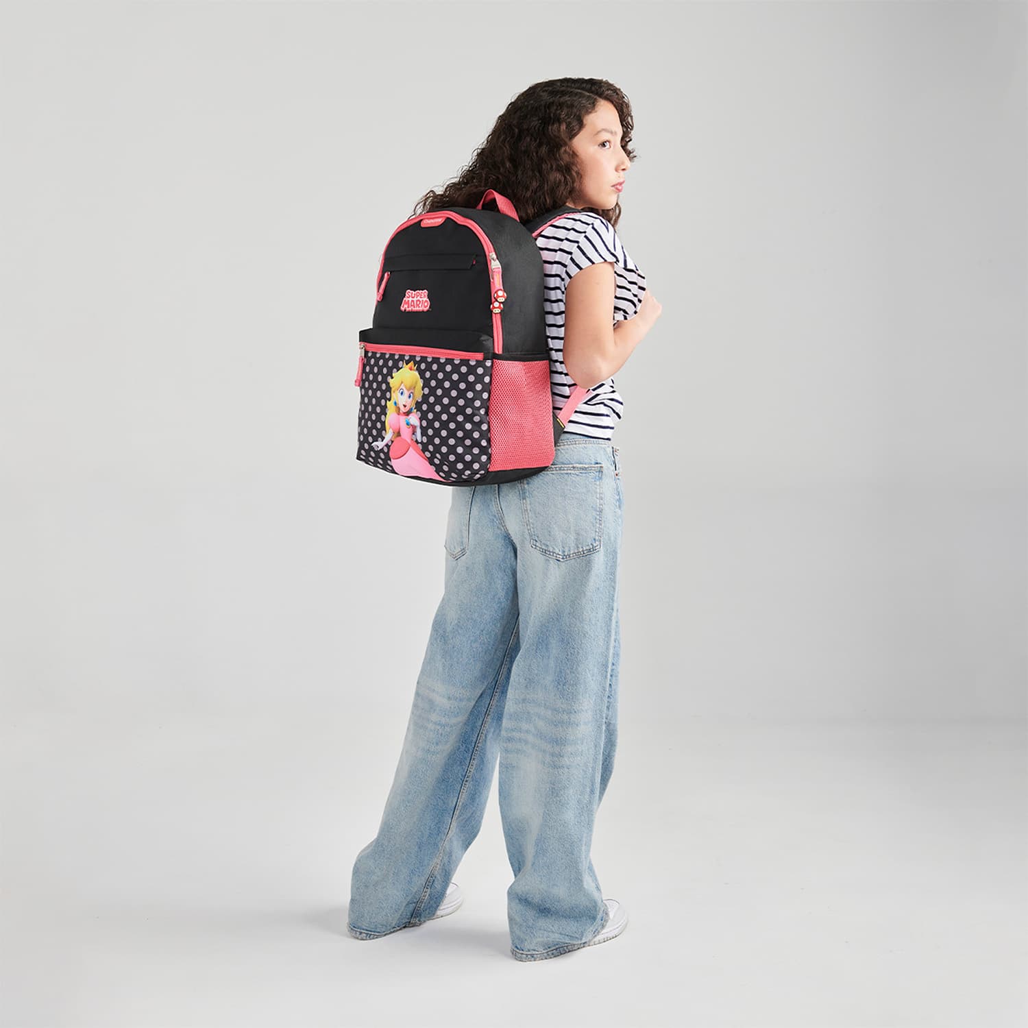 Mochila escolar para niña Mario Bros by Chenson color negro duradera - vista 2