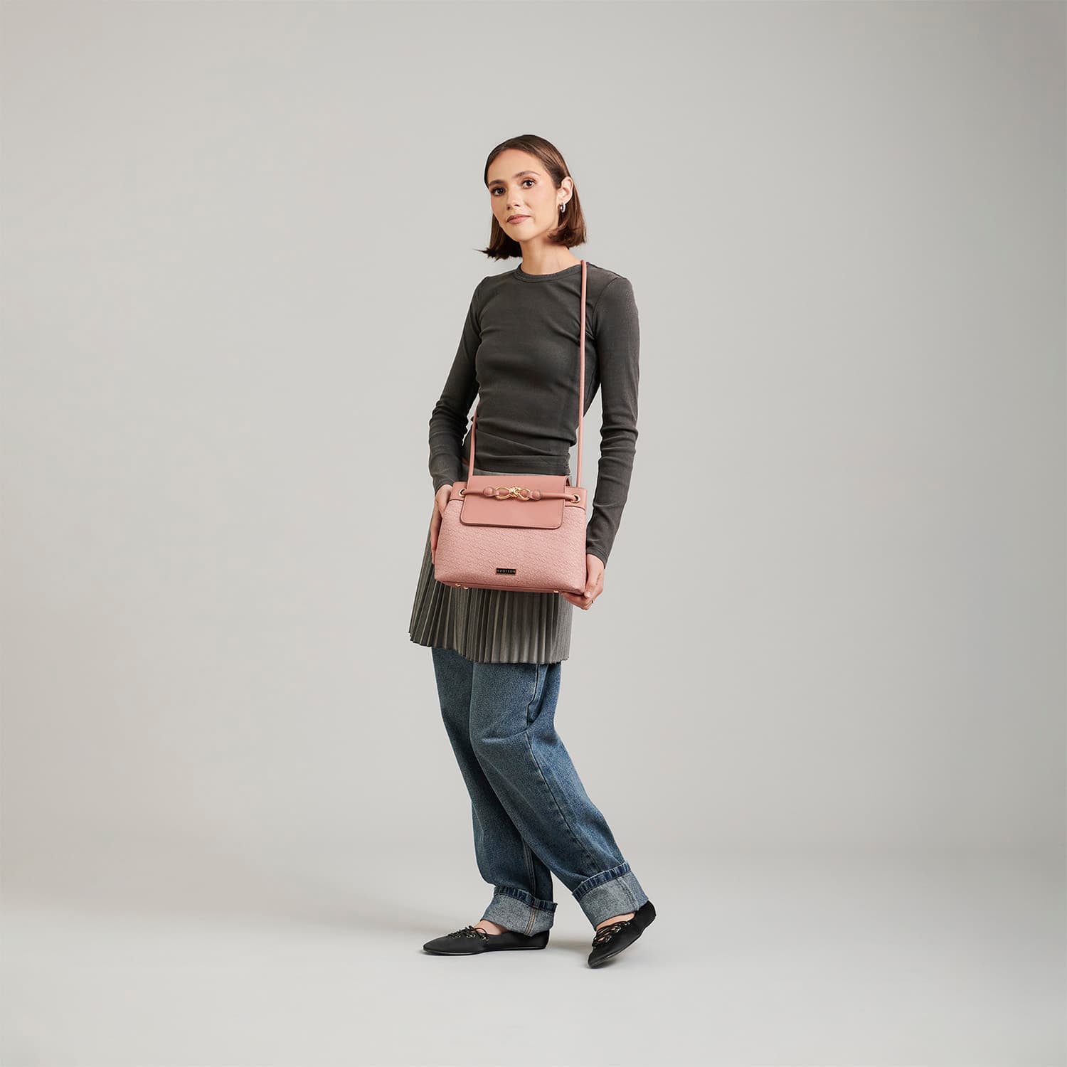 Bolsa de Lado para Dama Madison by Chenson Rosa - Estilo y Funcionalidad - vista 2