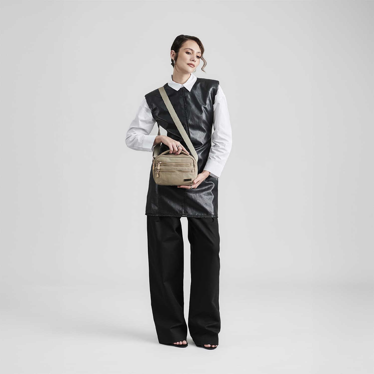 Bolsa de Lado para Dama Madison by Chenson Camel - Estilo y Funcionalidad - vista 2