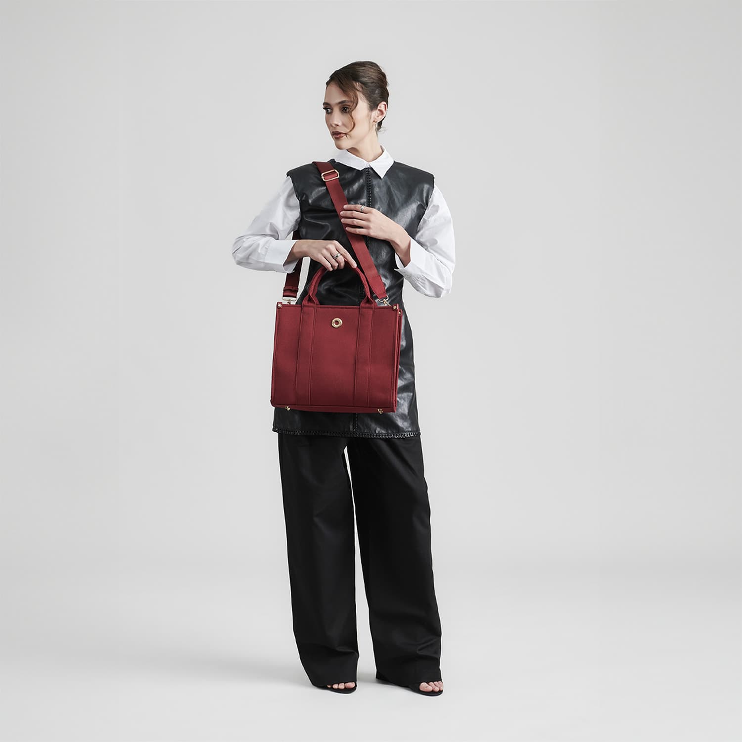 Bolsa de Mano para Dama Madison by Chenson Magenta - Estilo y Funcionalidad - vista 2