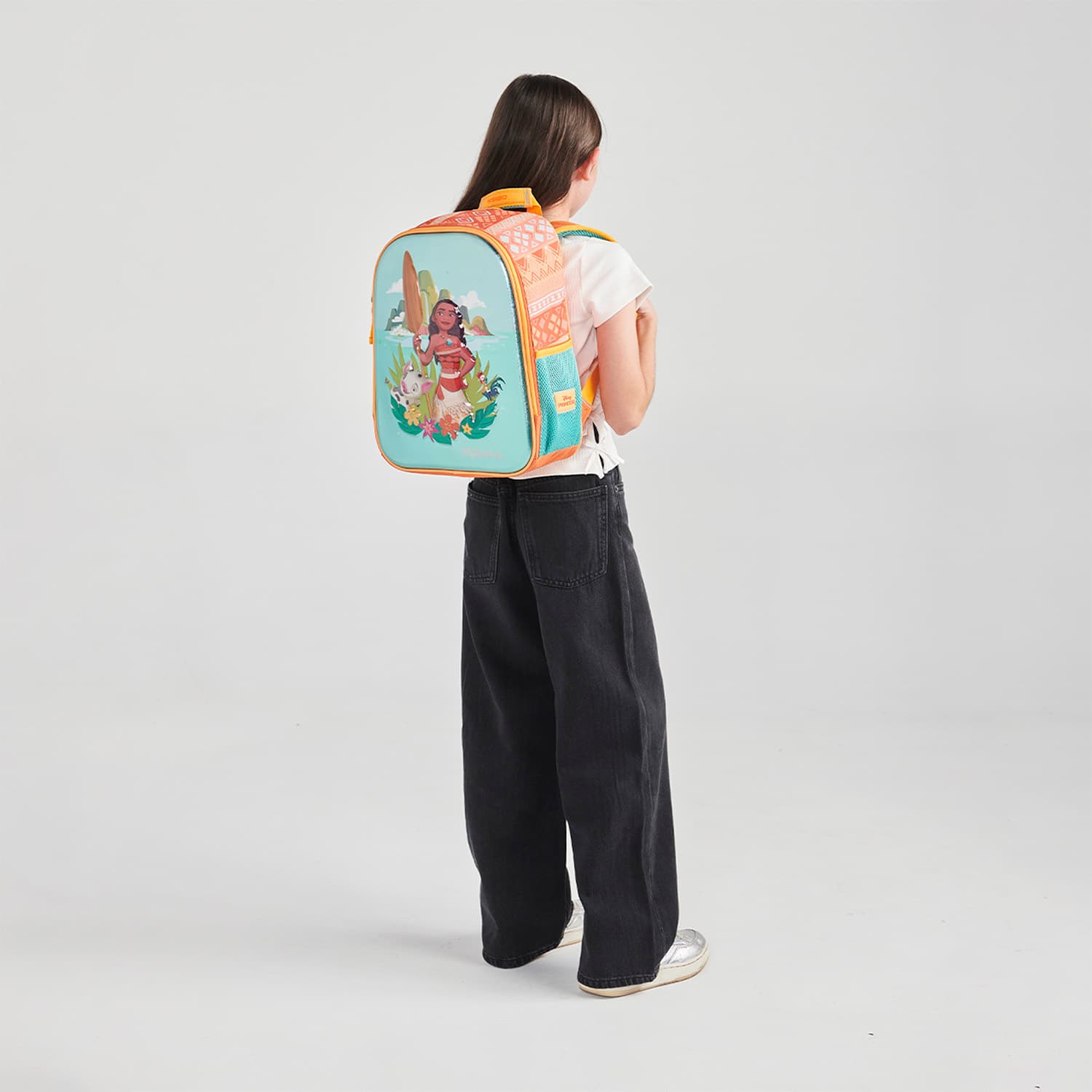 Mochila kinder para niña Princesas by Chenson color naranja | Duradera y divertida - vista 2