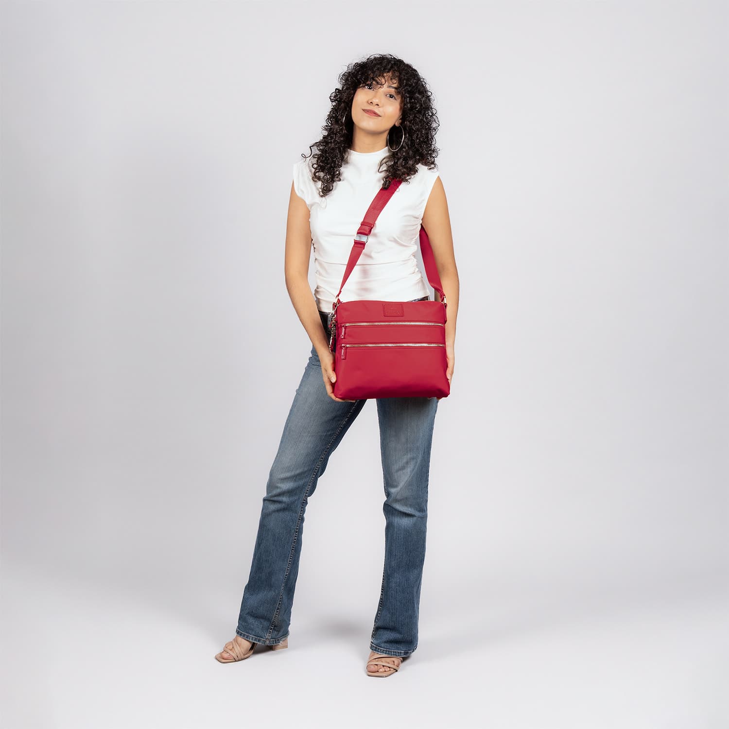 Bolsa de Lado Roja Villanas by Chenson para Jóvenes - Estilo y Funcionalidad - vista 2